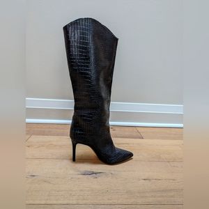 Tall high heeled faux alligator/snake skin boots. Size 7.5